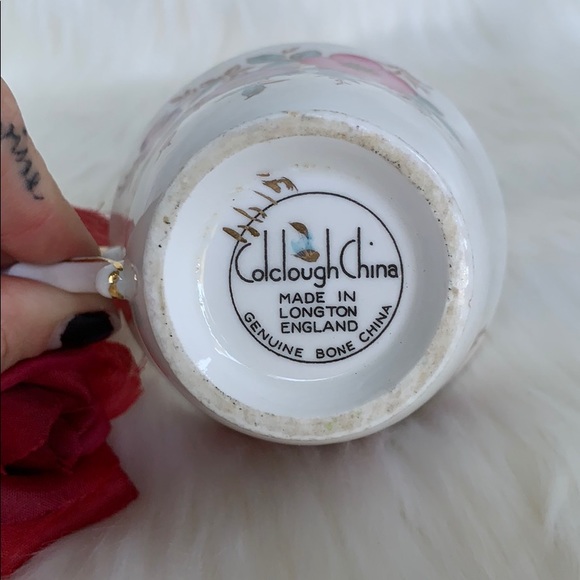 ❗️DONATED❗️ VINTAGE- COLCLOUGH CHINA TEA CUP - Picture 2 of 7